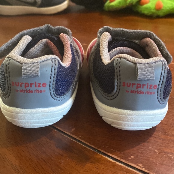 Stride Rite Sneakers - Picture 4 of 5